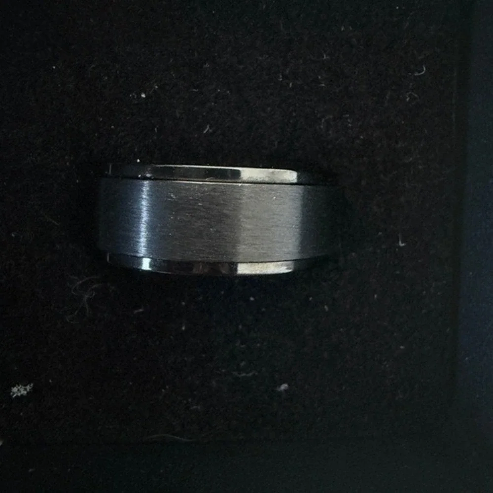 Men's Black Titanium Wedding‎ Band Brushed Finish Beveled Edges Ring